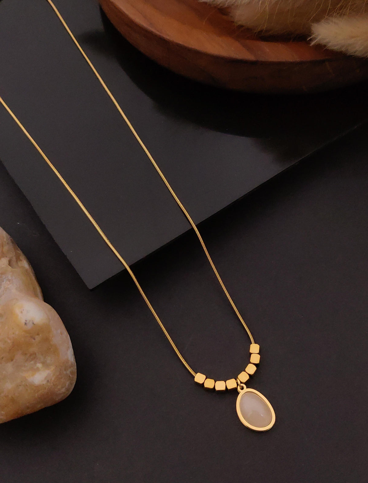 Oval White Gemstone Minimal Gold Necklace – Handcrafted Artisanal Jewellery