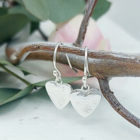 How to Identify Authentic Artisanal Jewellery