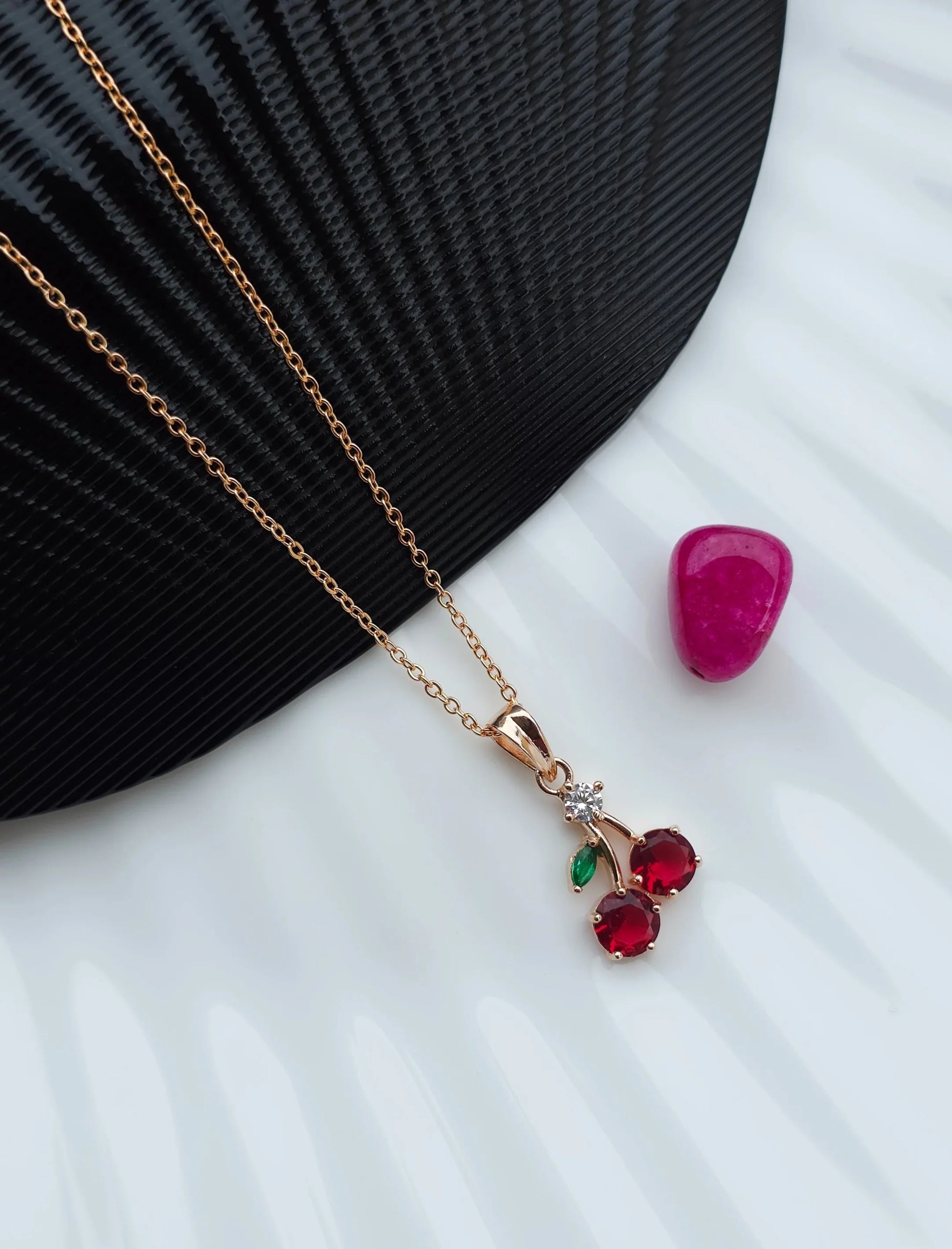 Cherry gold Necklace - Artisanal Jewellery