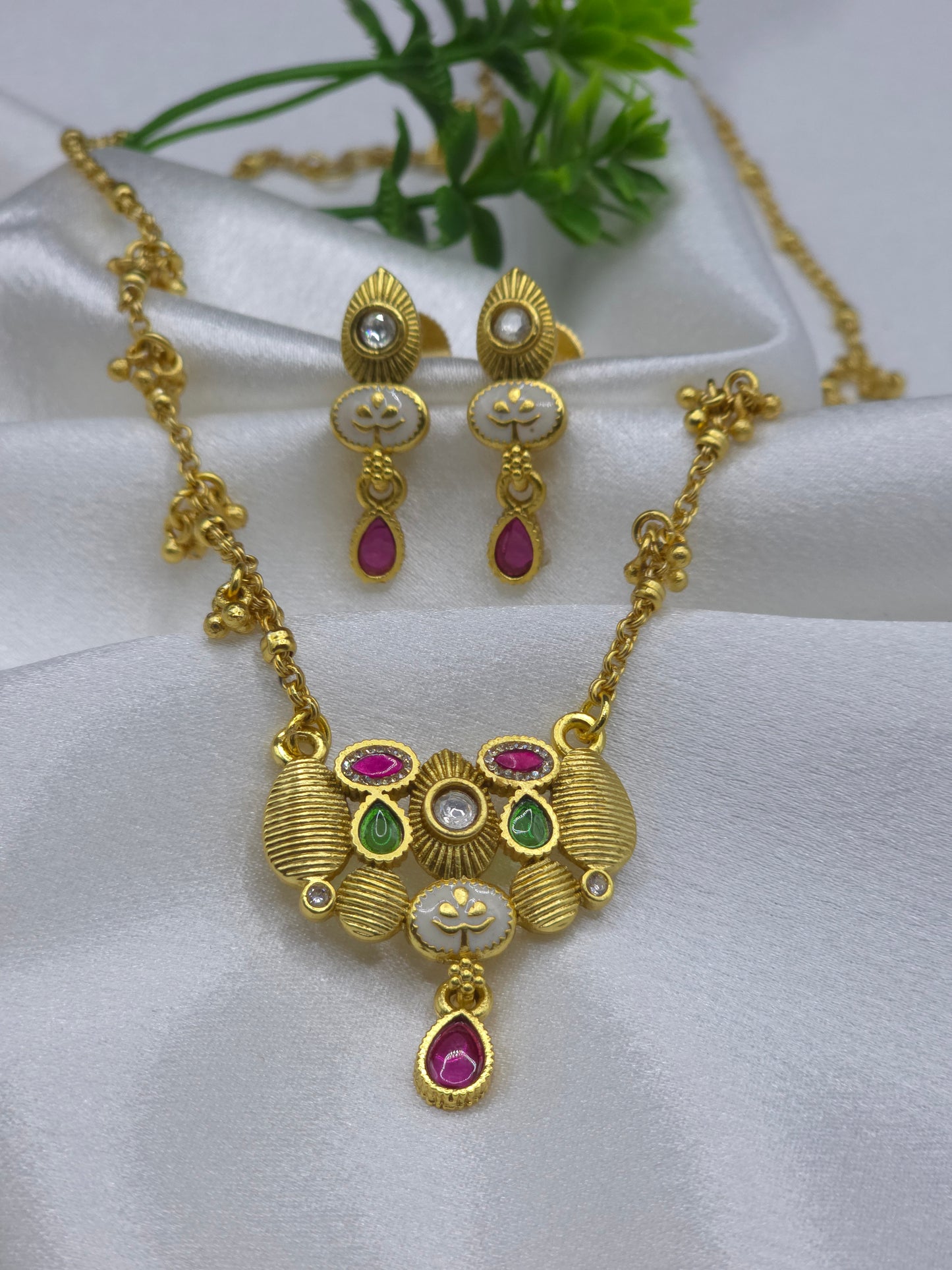 Ehais Swarovski Jadtar 18K Gold-Plated Chain-Pendant | Artisanal Jewellery - Artisanal Jewellery