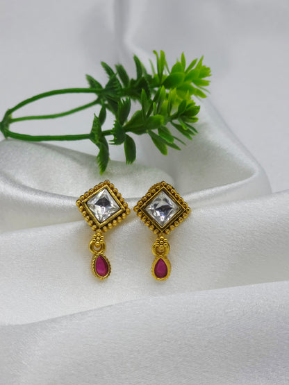 Surivae Swarovski Jadtar 18K Gold-Plated Chain-Pendant | Artisanal Jewellery - Artisanal Jewellery