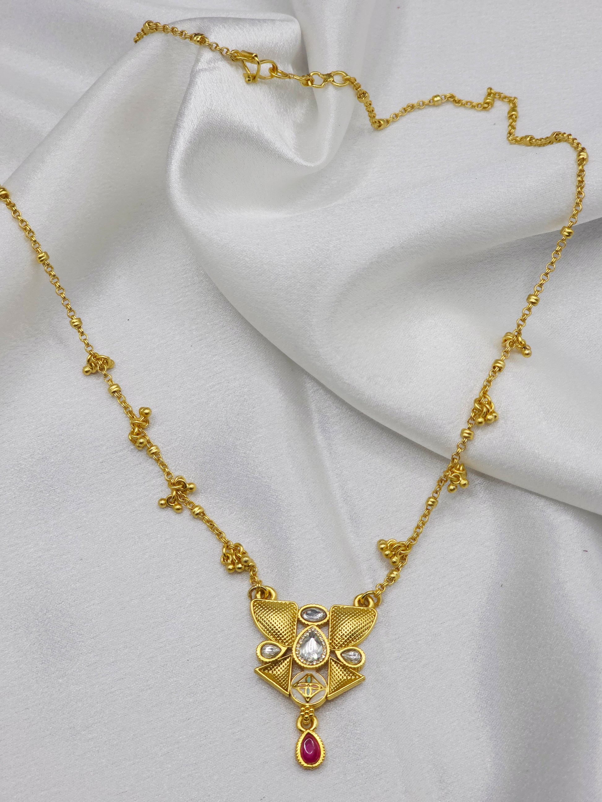 Dania Swarovski Jadtar 18K Gold-Plated Chain-Pendant | Artisanal Jewellery - Artisanal Jewellery