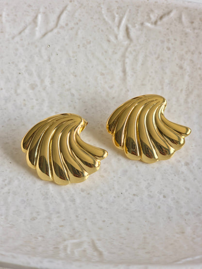 Handcrafted Gold Shell Stud Earrings – Sculpted Artisanal Design