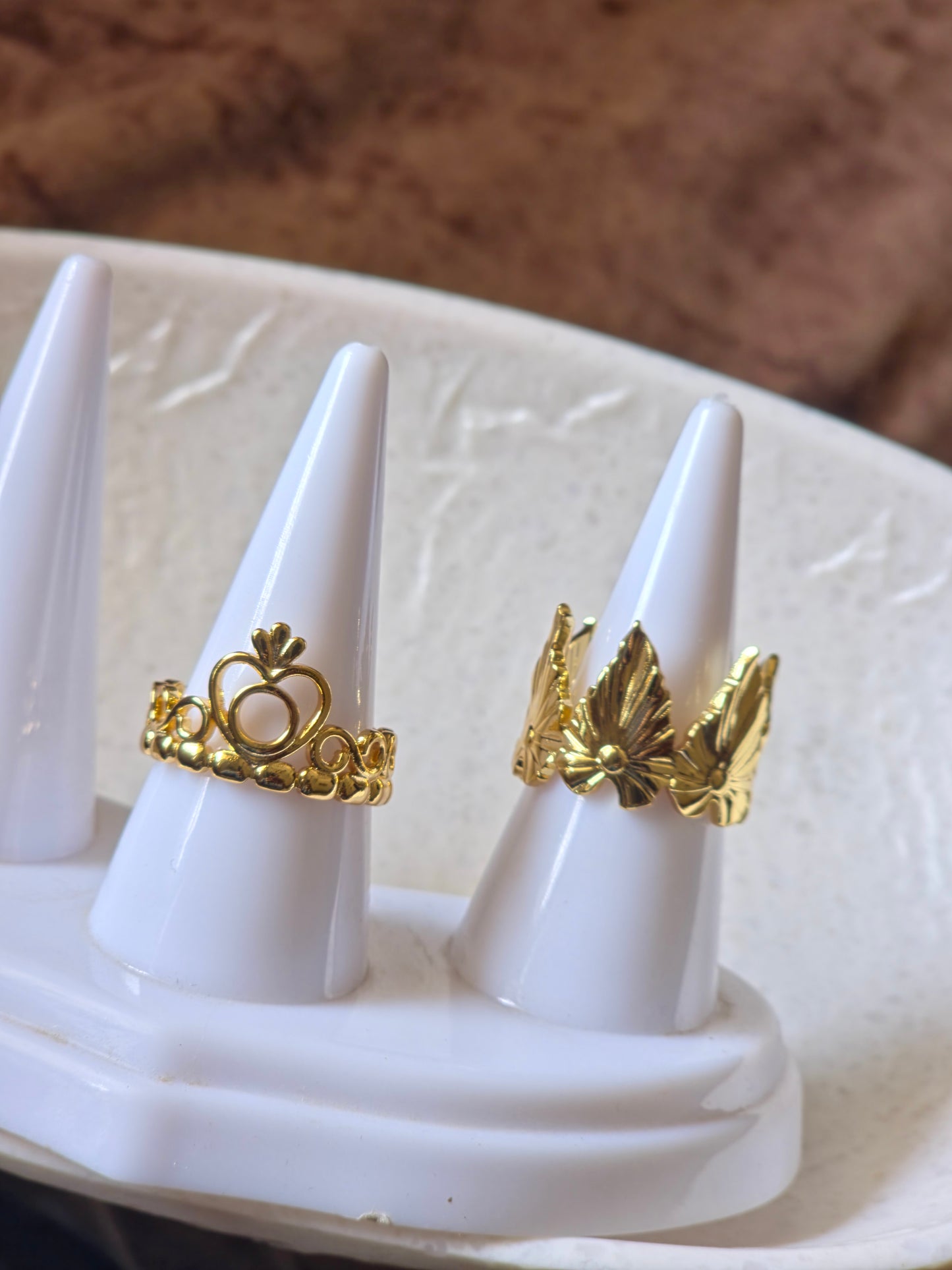 Handcrafted Gold Nature-Inspired Ring Set – Artisanal Leaf & Heart Design