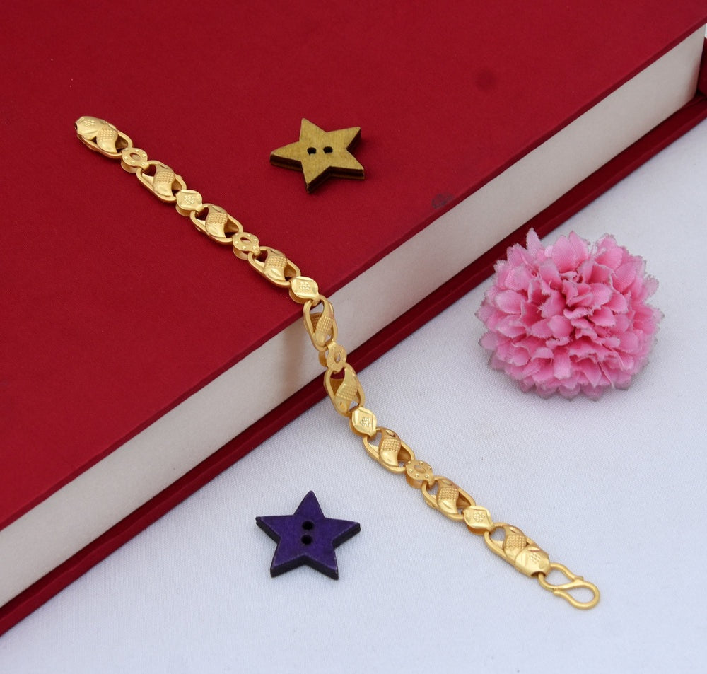 Kohli Exquisite Design Gold Plated Bracelet for Men