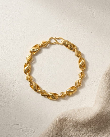 Royal Orbit Gold Bracelet