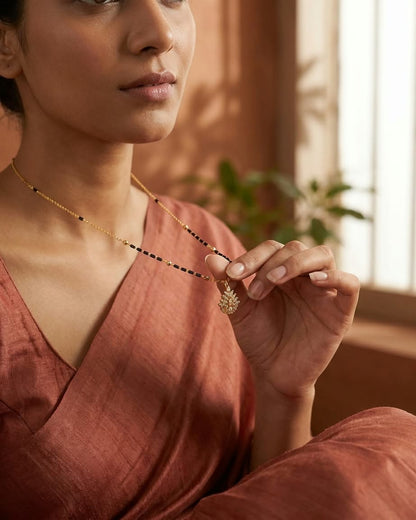 Elegant Gold & Black Beaded Floral Pendant Mangalsutra