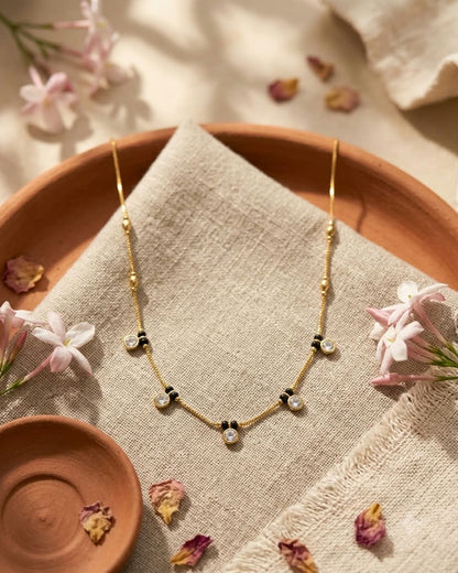 Minimal Gold Black Beaded Crystal Mangalsutra