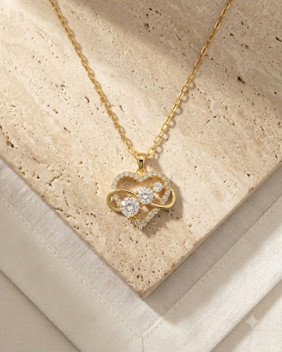 Elegant Heart Crystal Statement Pendant Necklace