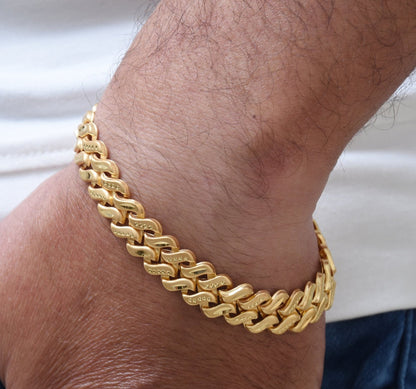 Latest Design Gold Plated Pokal Nawabi Bracelet for Men