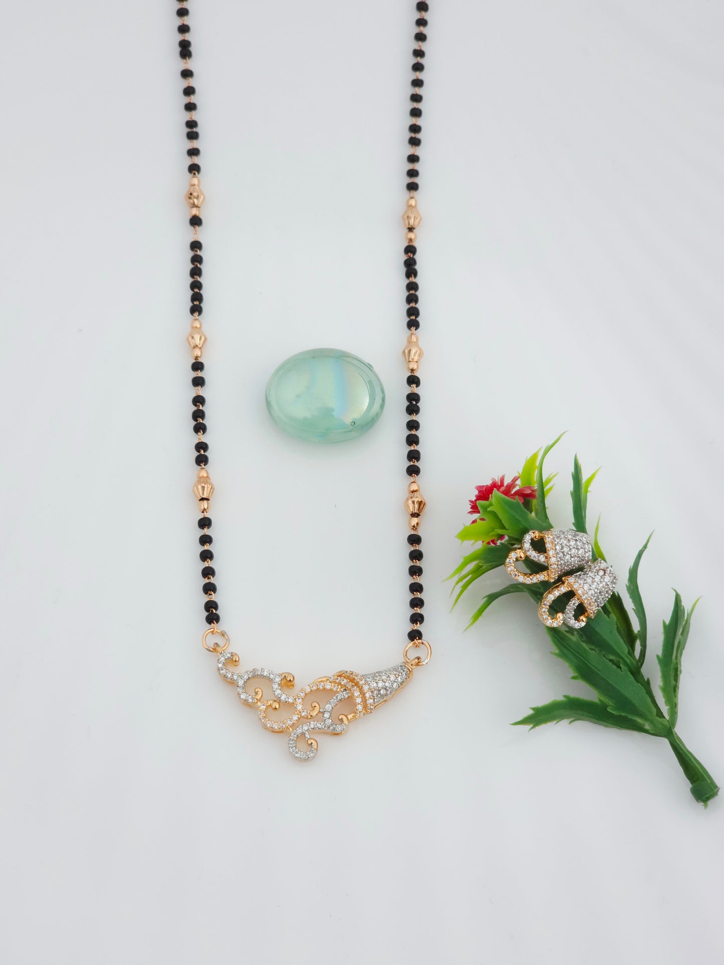 Regent Rose Gold Mangalsutra | Artisanal Handmade Jewellery - Artisanal Jewellery