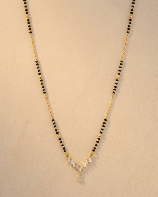 Elegant V-Shape Diamond Drop Mangalsutra Necklace – Gold & Black Bead Chain with Minimal Teardrop Pendant