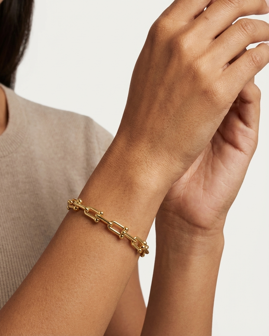 Gold Geometric Link Bracelet – Minimal Designer Chain Bracelet for Women