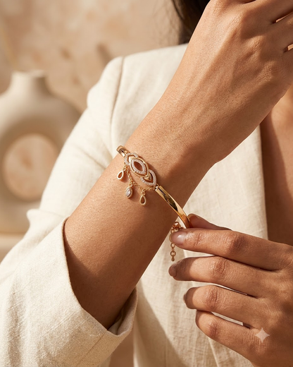 Rose Gold Elegant Eye-Shaped Charm Bracelet
