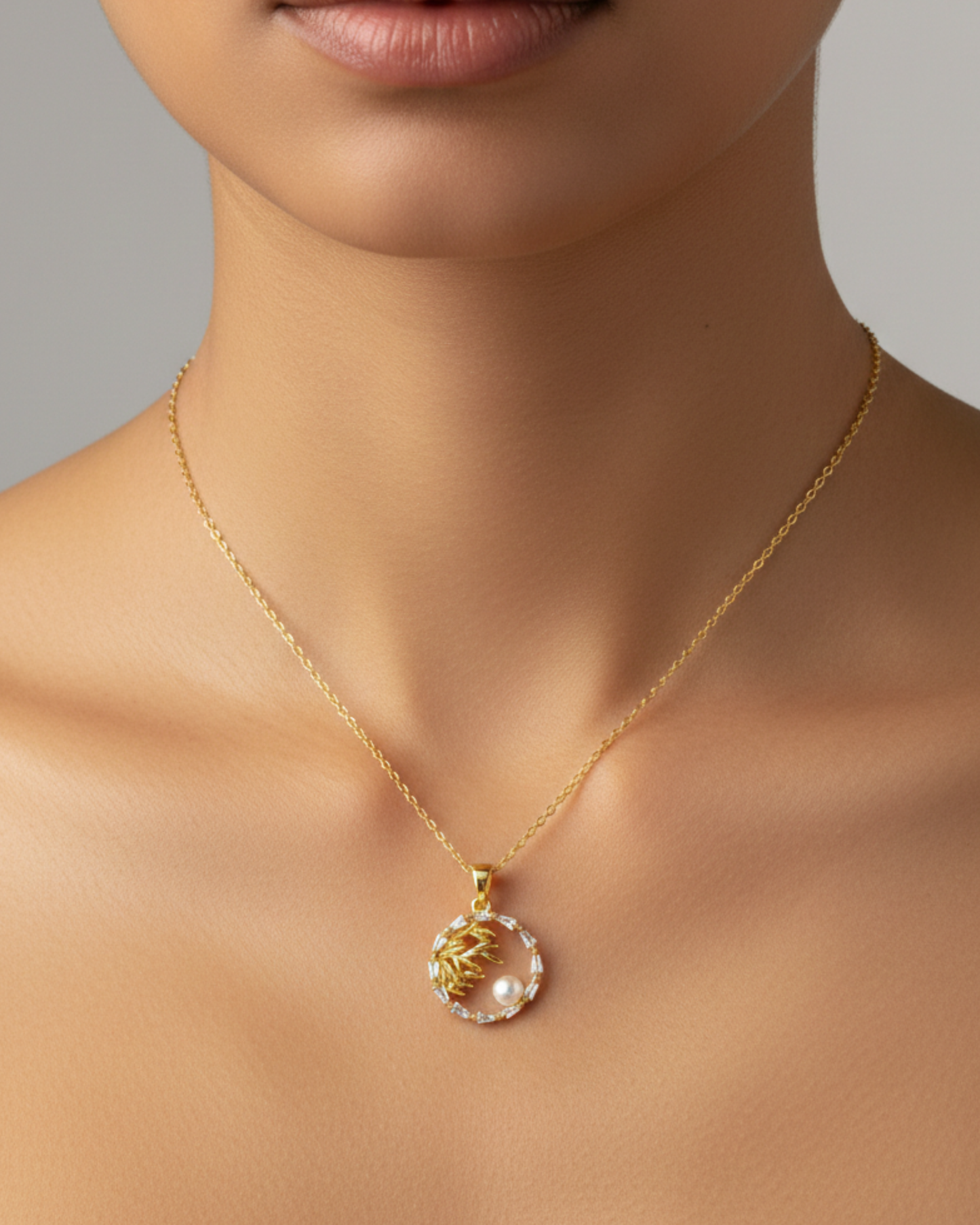 Vintage Tarot Sun 18K Gold Plated Necklace – Elegant Women’s Jewelry