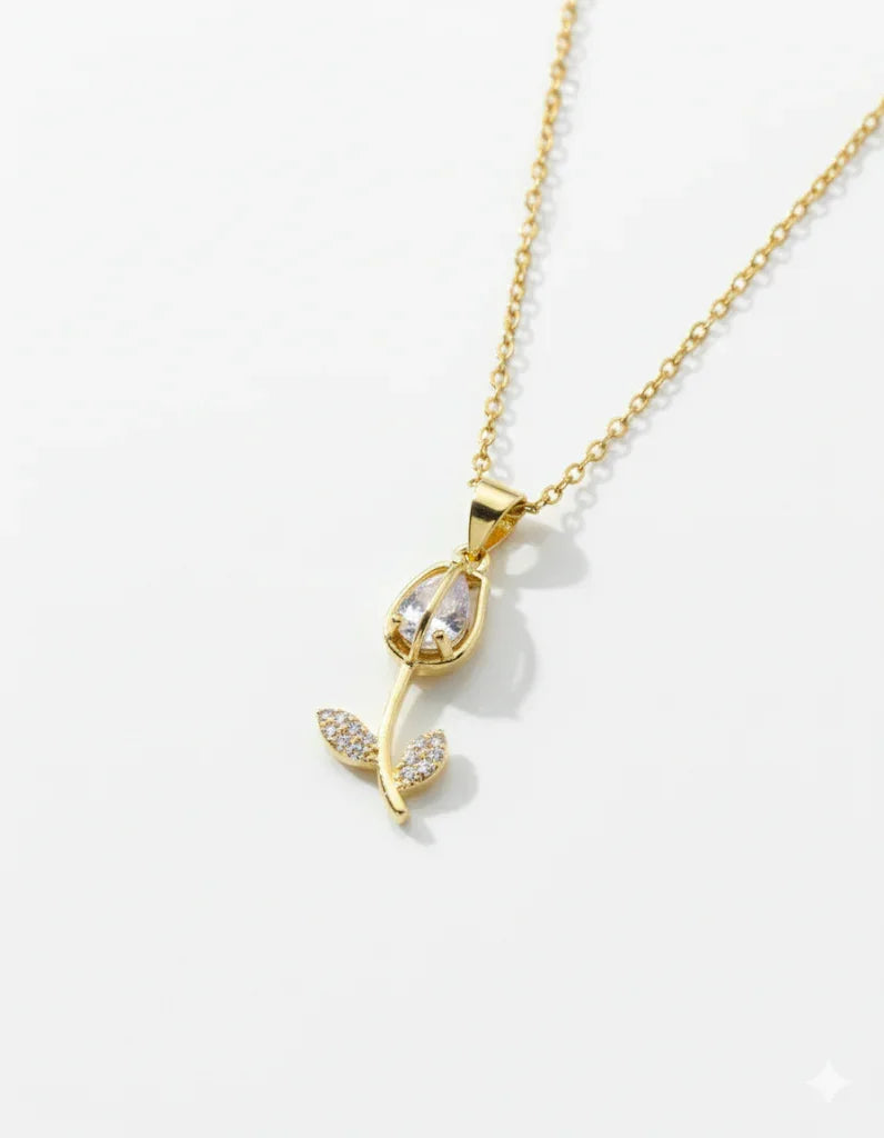 Leaf R Gold Necklace - Artisanal Jewellery